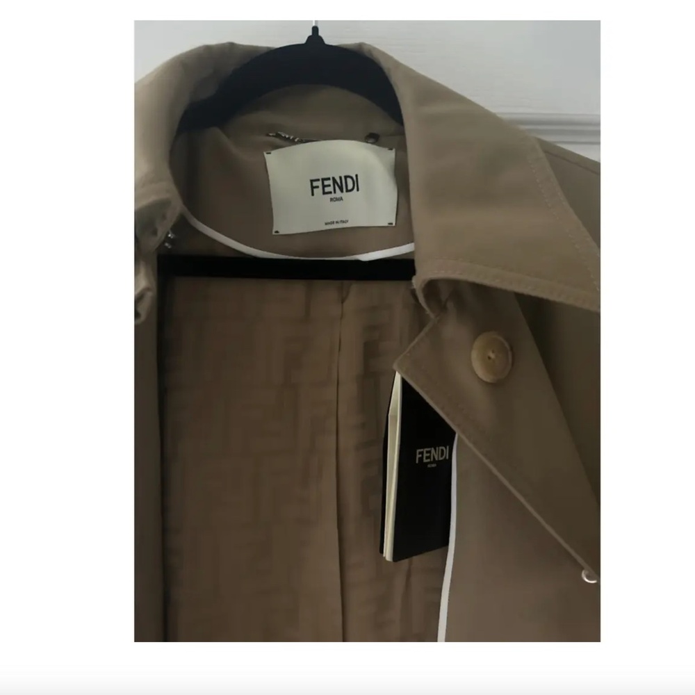 Fendi Trench Coat - Picture 4 of 5